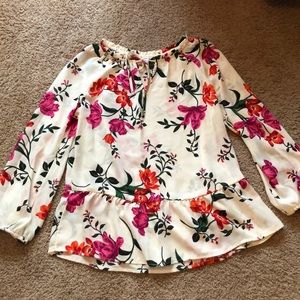 Old Navy floral top ❤️
